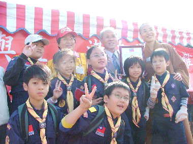 新竹港南舉辦淨灘活動(圖)