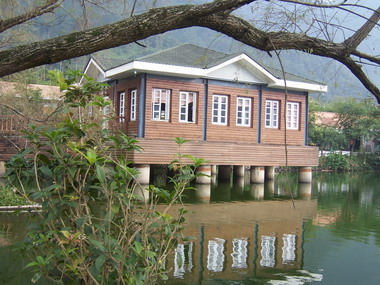 鯉魚潭「柳岸」管理中心成了養蚊館(圖)