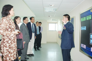 屏東縣長曹啟鴻參加邰港科技開幕典禮(圖)