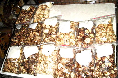 中縣查獲市價二千多萬元的大陸花菇(圖)