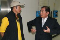 基隆市長前往探視武崙國中劉姓同學(圖)