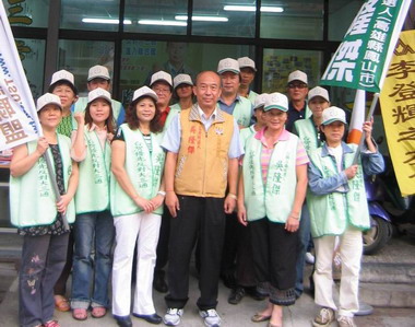 吳隆傑斥責爾虞我詐的參選人，呼嚨選民！(圖)