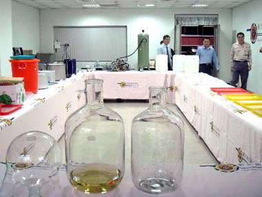 刑警大隊破獲偽造證件集團(圖)