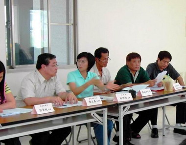 立委林岱樺協商縣府同意補助經費解決淹水(圖)