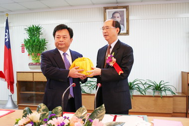 台灣省政府新任主席佈達典禮(圖)