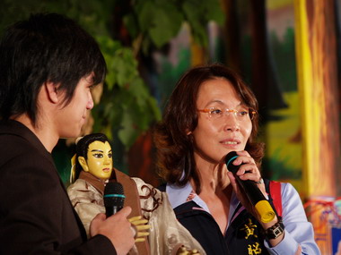 黃昭順：希望大家多多支持布袋戲！(圖)