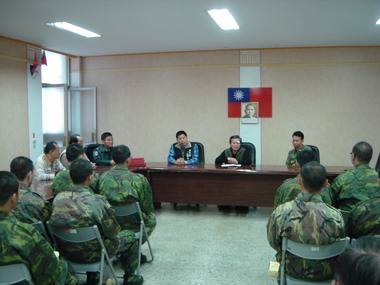 永康市市長李坤煌至後備907旅慰問眷籍新兵(圖)