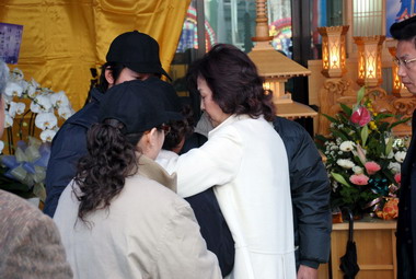 雲林縣長今慰問林進丁遺孀(圖)