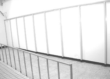 縣府地下室攤位停止營業攤販反彈(圖)