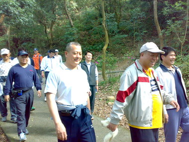 南投警分局舉辦健行活動(圖)