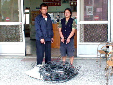 斗南警分局偵破情侶檔竊盜電纜線(圖)