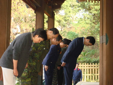 春祭致祭革命先烈抗戰戡亂殉難官兵(圖)