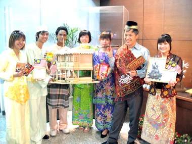修平技術學院今天很「南洋」(圖)