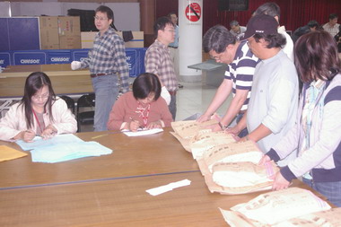 全國性公民投開票作業22日順利結束(圖)