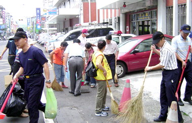 全國中等學校運動會草屯警方疏導交通(圖)