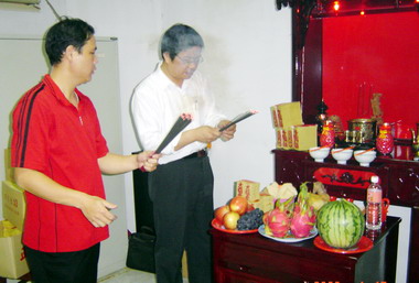 草屯警分局關老爺入新厝(圖)