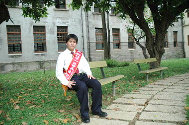 世界高中林力行當一日市長(圖)