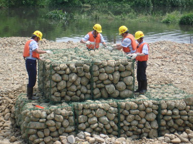 河川防汛搶險暨緊急應變綜合示範演習觀摩(圖)