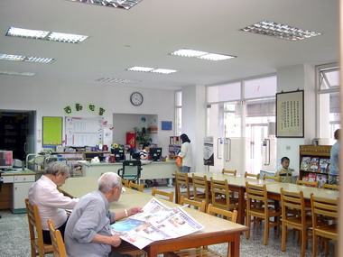 霧峰鄉圖書館即日起延長開放(圖)