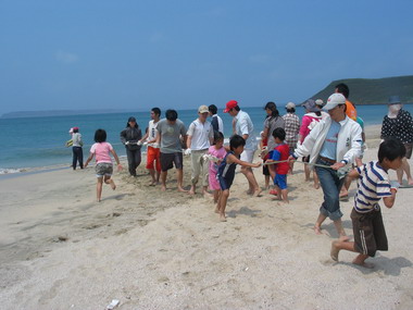 體驗先民文化─大家一起去牽罟(圖)