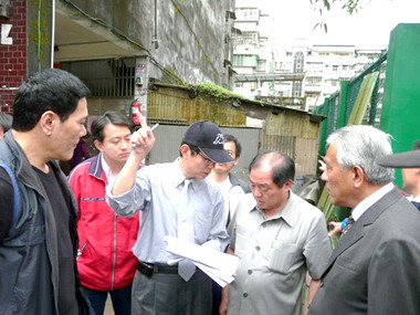 基隆市長張通榮會勘實踐路(圖)
