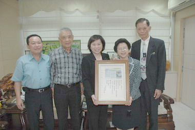 台灣之光 嘉義之子－賴亮宏(圖)