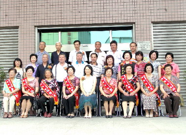 線西公所舉辦母親節表揚大會(圖)