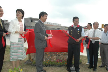龍門國小用陶土說故事，打造童話夢公園(圖)