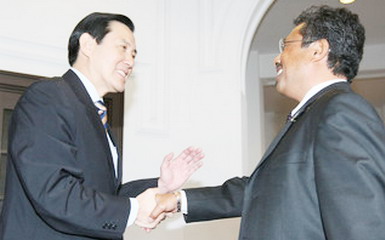 馬英九接見帛琉總統雷蒙傑索(圖)