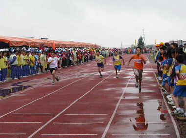 西湖鄉公所西湖國中舉辦全民運動會(圖)