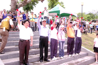 國際鐵人三項精英賽大會今隆重登場(圖)