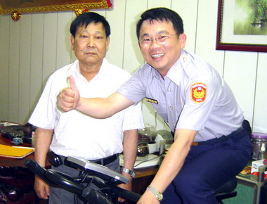 草屯警分局實施減重拼治安(圖)