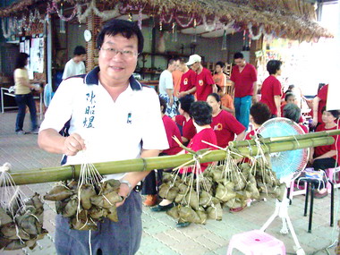 集集數位機會中心舉辦關懷社區老人活動(圖)