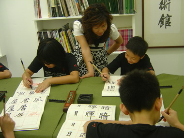 以書法代替體罰 明宗國小學童好氣質(圖)