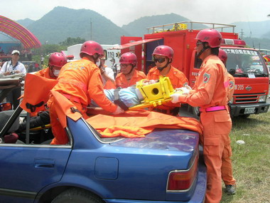 97年度土石流防災疏散避難大型示範演練(圖)