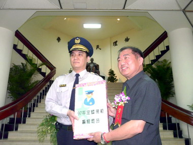 基隆警察局提前舉辦警察節慶祝大會(圖)