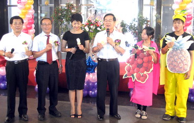 南投荔枝鳳梨節熱鬧登場(圖)