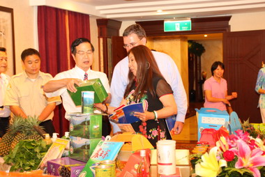 美國觀光休閒娛樂事業集團至南投考察(圖)