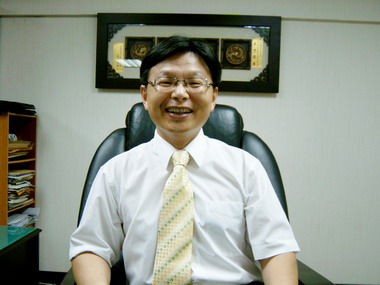 楊秋興主持分局長聯合交接典禮(圖)