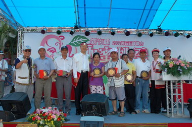 大地之頌 - 鄧國清的水彩世界(圖)