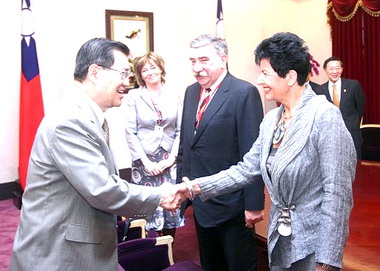 蕭萬長接見波蘭國會友台小組副主席(圖)