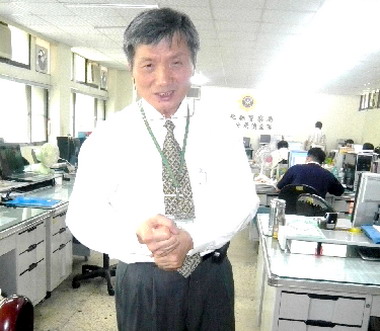 彰化合庫驚傳婦人搶錢(圖)