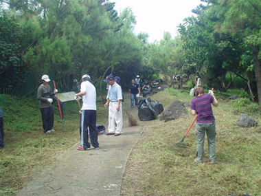 雙湖園雜草已清除乾淨踏青休憩賞鳥好地方(圖)