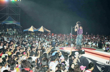 西灣夕照愛戀高雄(圖)