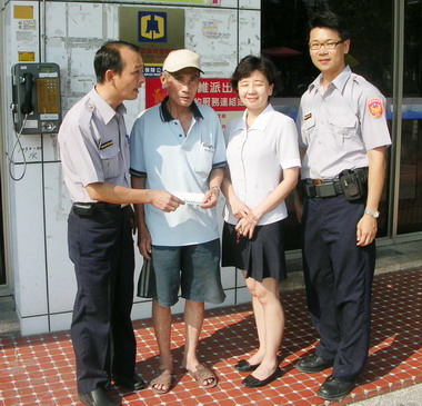 防詐騙警所代保管老翁存摺(圖)