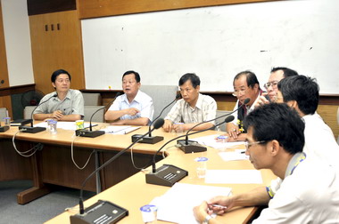 縣府邀台鐵人員協商舊山線復駛改善工程(圖)