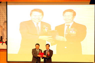 南開科技大學正式揭牌(圖)