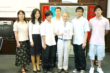 學生設計休息室獲林政則支持(圖)