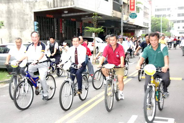 許添財落實社區環境改造(圖)