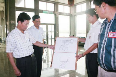 因應落地簽李炷烽今實勘場地(圖)